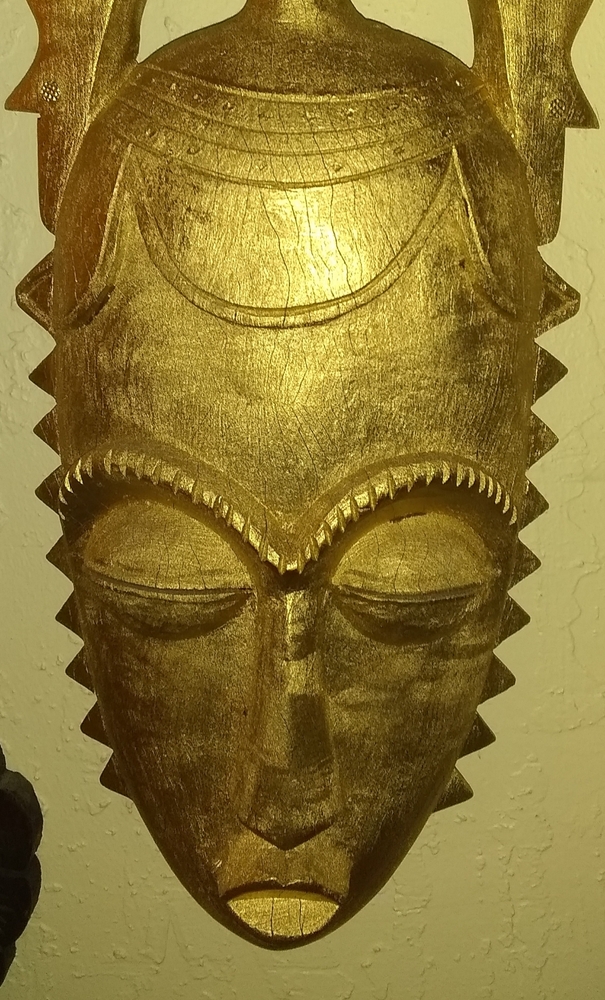 Beautiful gold maak